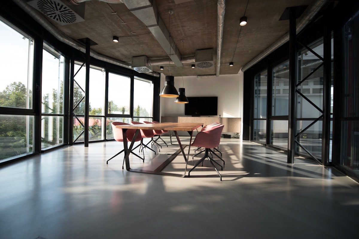 Fensterreinigung Büro Salzburg - Panoramafenster streifenfrei